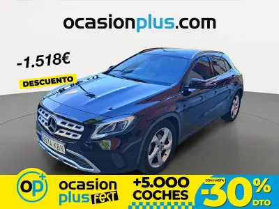 Begagnad Mercedes GLA200 156 HK (114 kW) 2017 Svart SUV