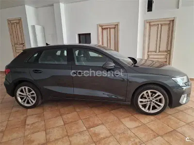 Usado Audi A3 Advanced Plus 116 CV (85 kW) 2023 Negro Berlina