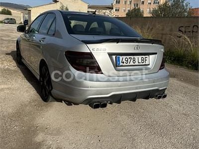 Usado Mercedes C220 Elegance 150 CV (110 kW) 2007 Gris / plata Berlina