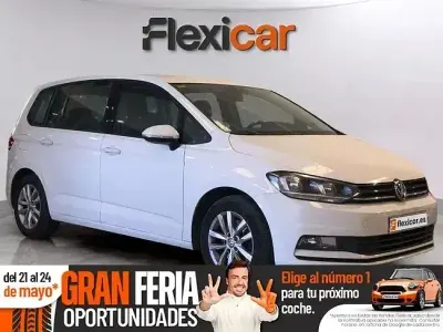 Usado VW Touran Advance 110 CV (80 kW) 2016 Blanco Monovolumen