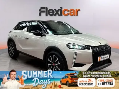 Usado DS Automobiles DS3 Crossback Performance 131 CV (96 kW) 2023 Gris SUV