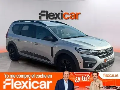 Usado Dacia Jogger Comfort 110 CV (80 kW) 2022 Gris Monovolumen