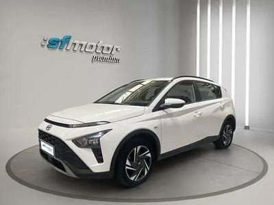 Usado Hyundai Bayon 101 HP (74 kW) 2022 Branco SUV