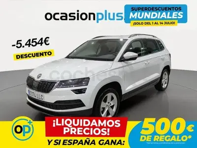 Usado Skoda Karoq Ambition 115 CV (84 kW) 2020 Blanco SUV