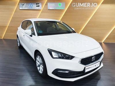Usado Seat Leon Style 115 CV (84 kW) 2021 Blanco Berlina