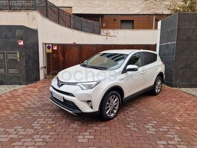 Usado Toyota RAV4 Hybrid Advance 197 CV (144 kW) 2018 Blanco SUV