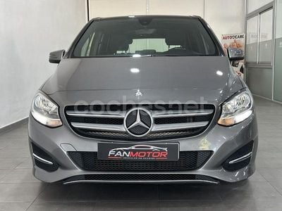 Mercedes B200
