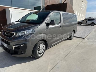 Peugeot Traveller