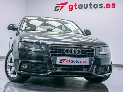 Usado Audi A4 140 CV (102 kW) 2008 Gris / plata Berlina