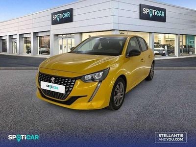 Usado Peugeot 208 Allure 102 CV (75 kW) 2024 Amarillo Utilitario