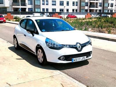 Usado Renault Clio IV Business 75 CV (55 kW) 2016 Blanco Berlina