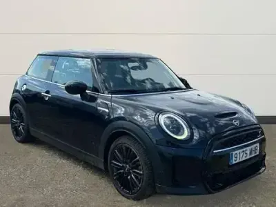 Usado Mini Cooper S 178 CV (130 kW) 2023 Negro Utilitario