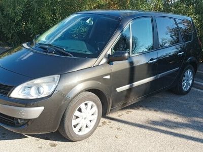 usado Renault Grand Scénic II 1.9 DCI DYNAMIQUE 130Cv