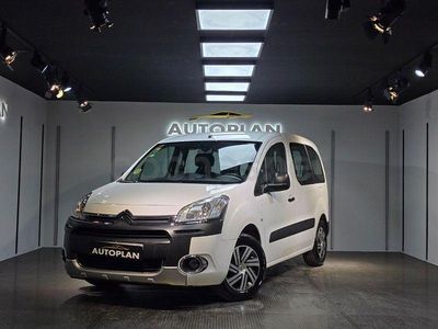 Usado Citroën Berlingo Live 75 CV (55 kW) 2015 Blanco Monovolumen