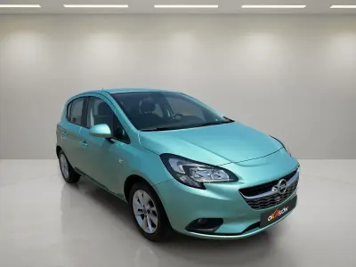 Usado Opel Corsa Selective 90 CV (66 kW) 2017 Verde Utilitario