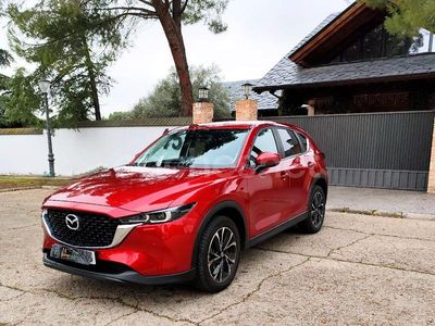 Rojo Usado 2024 Mazda CX-5 Center-Line SUV | 29.995 € (Precio justo)