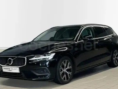 Usado Volvo V60 Core 197 CV (144 kW) 2022 Negro Familiar