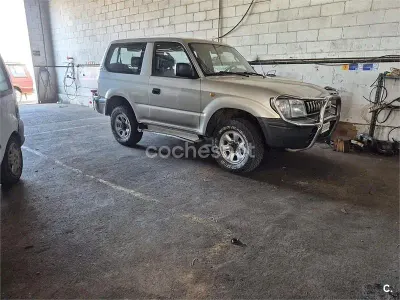 Usado Toyota Land Cruiser 125 CV (91 kW) 1999 Gris / plata SUV