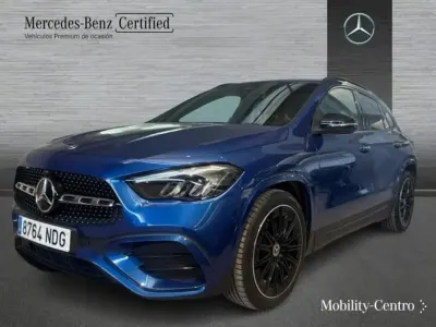 Usado Mercedes GLA200 AMG line 163 CV (119 kW) 2025 Spektral blue  metallic paint SUV