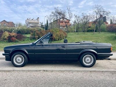 Käytetty BMW 320 150 HP (110 kW) 1989 Musta Avoauto