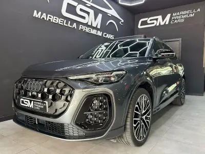 Usado Audi Q5 Sportback Ambiente 367 CV (269 kW) 2026 Gris / plata SUV