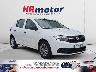 Usado Dacia Sandero Acces 73 CV (53 kW) 2019 Blanco Berlina
