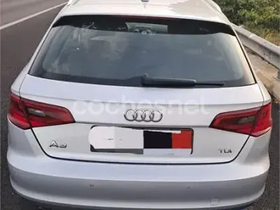 Usado Audi A3 Ambiente 150 CV (110 kW) 2013 Gris / plata Berlina