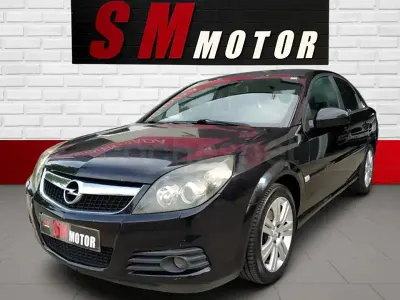 Usado Opel Vectra Elegance 120 CV (88 kW) 2007 Negro Berlina