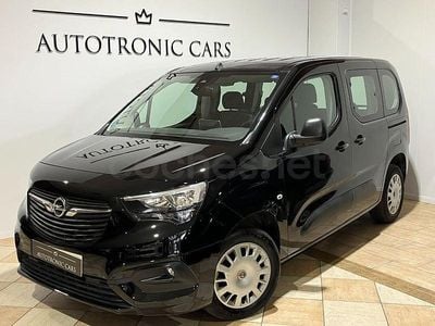 Usado Opel Combo Life Edition+ 102 CV (75 kW) 2022 Negro Monovolumen