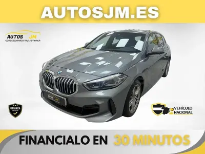 Używany BMW 118 Comfort Edition 150 KM (110 kW) 2022 Szary Hatchback