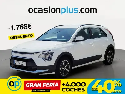 Usado Kia Niro 141 CV (103 kW) 2022 Blanco SUV