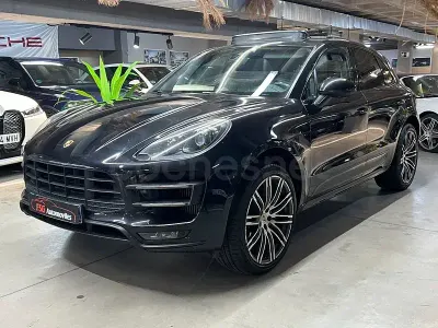 Käytetty Porsche Macan Turbo