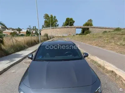 Usado Mercedes CLA250e 218 CV (160 kW) 2023 Gris / plata Coupe