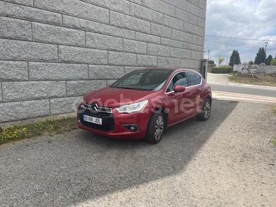 Usado Citroën DS4 114 CV (83 kW) 2014 Granate Utilitario