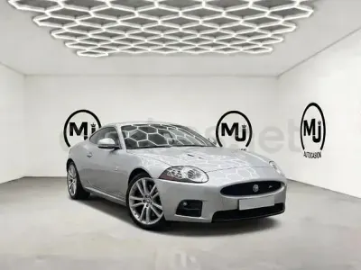 Usado Jaguar XKR 416 CV (305 kW) 2007 Gris / plata Coupe