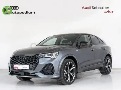 Usado Audi Q3 Sportback Ambiente 150 CV (110 kW) 2025 Gris / plata SUV
