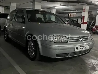 Usado VW Golf III GTI 125 CV (91 kW) 1999 Gris / plata Berlina