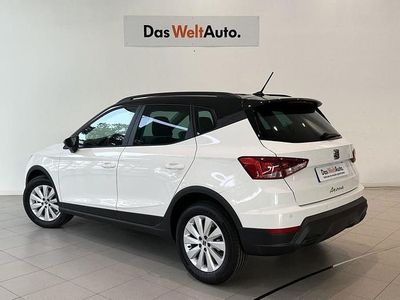 Używany Seat Arona Style 115 KM (84 kW) 2025 Biały SUV