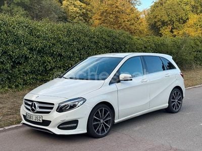 Mercedes B200