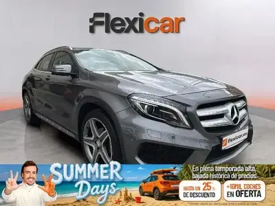 Usado Mercedes GLA200 AMG line 136 CV (100 kW) 2017 Gris SUV