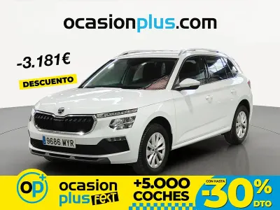 Usado Skoda Kamiq Selection 115 CV (84 kW) 2025 Blanco SUV