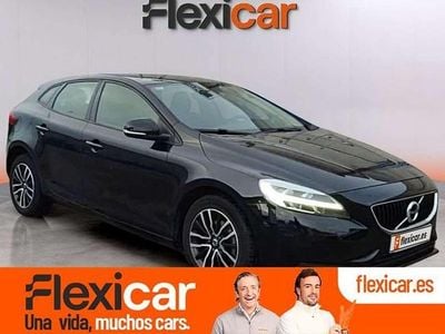 Usado Volvo V40 Momentum 120 CV (88 kW) 2018 Negro Utilitario