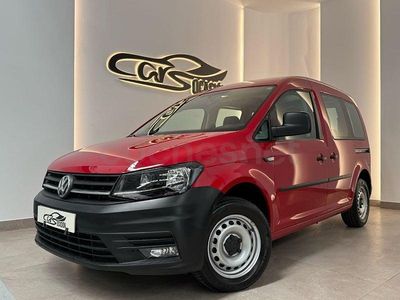 Usado VW Caddy Beach 102 CV (75 kW) 2020 Rojo Monovolumen