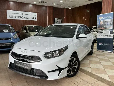 Usado Kia Ceed 100 CV (73 kW) 2024 Blanco Utilitario