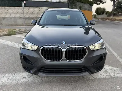 Usado BMW X1 Comfort Edition 150 CV (110 kW) 2022 Gris / plata SUV