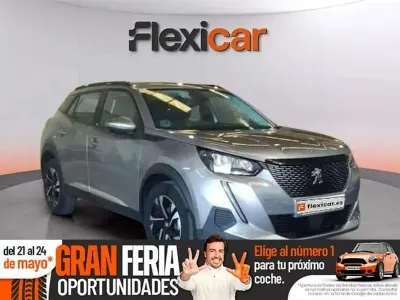 Usado Peugeot 2008 Allure 102 CV (75 kW) 2020 Gris SUV