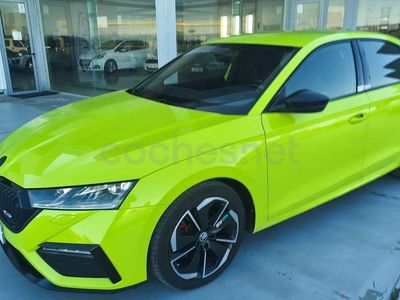 Usado Skoda Octavia RS 200 CV (147 kW) 2023 Verde Berlina