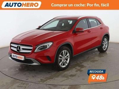 Usado Mercedes GLA250 Urban 211 CV (155 kW) 2016 Rojo SUV