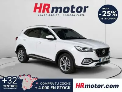 Używany MG EHS Comfort 258 KM (189 kW) 2022 Biały SUV