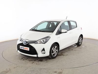 Occasion Toyota Yaris Hybrid Active 101 PK (74 kW) 2014 Wit Sedan